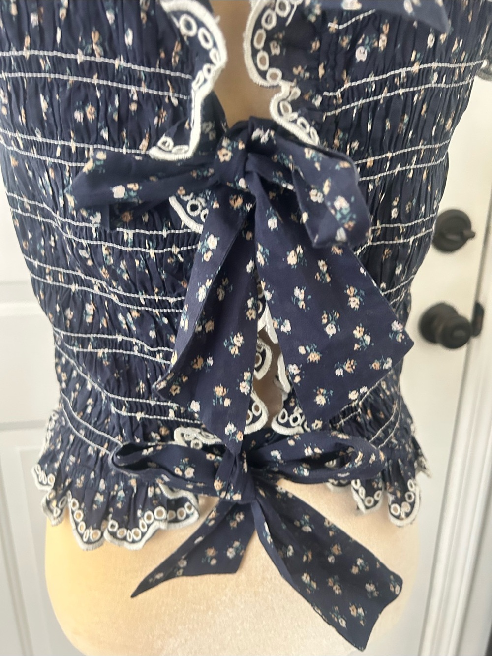 ⭐️ Price Firm ⭐️ Sezane Liorane Blouse Marine With Floral Print - Size 6 - Picture 7 of 9